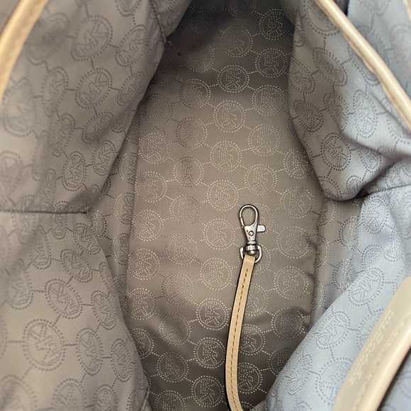 MK shoulder bag - Picture 8 of 9